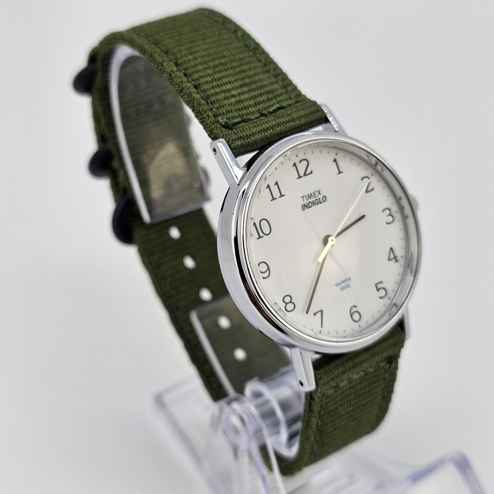 VTG Timex Men's Watch 34MM White Dial New Army Green Nylon Bands New Battery - Picture 3 of 12